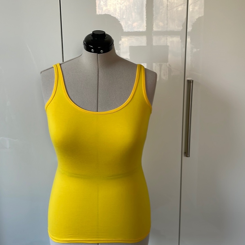 EMME JORDAN Tank Top in Yellow Size-Medium